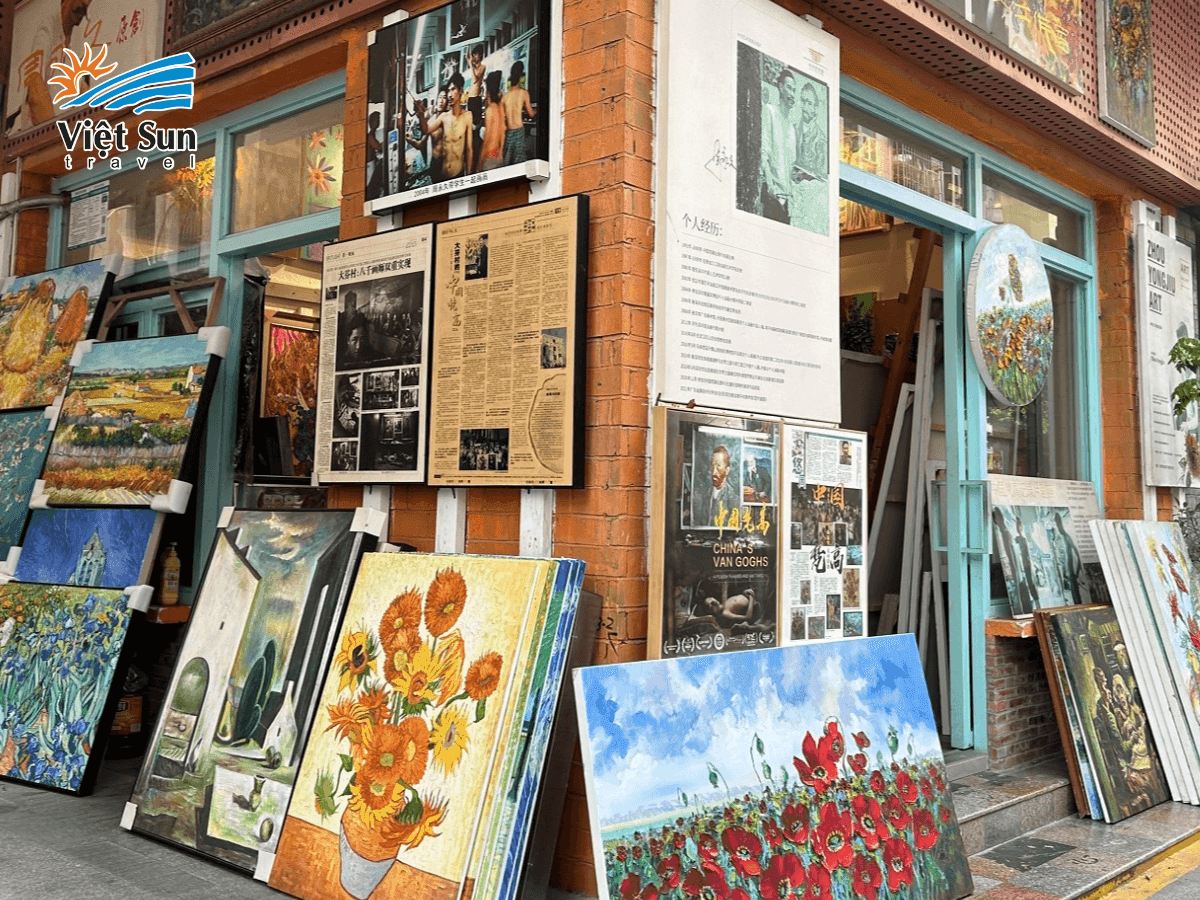 Dafen – làng tranh nổi tiếng nơi nghệ thuật hiện diện trong từng con hẻm nhỏ.png