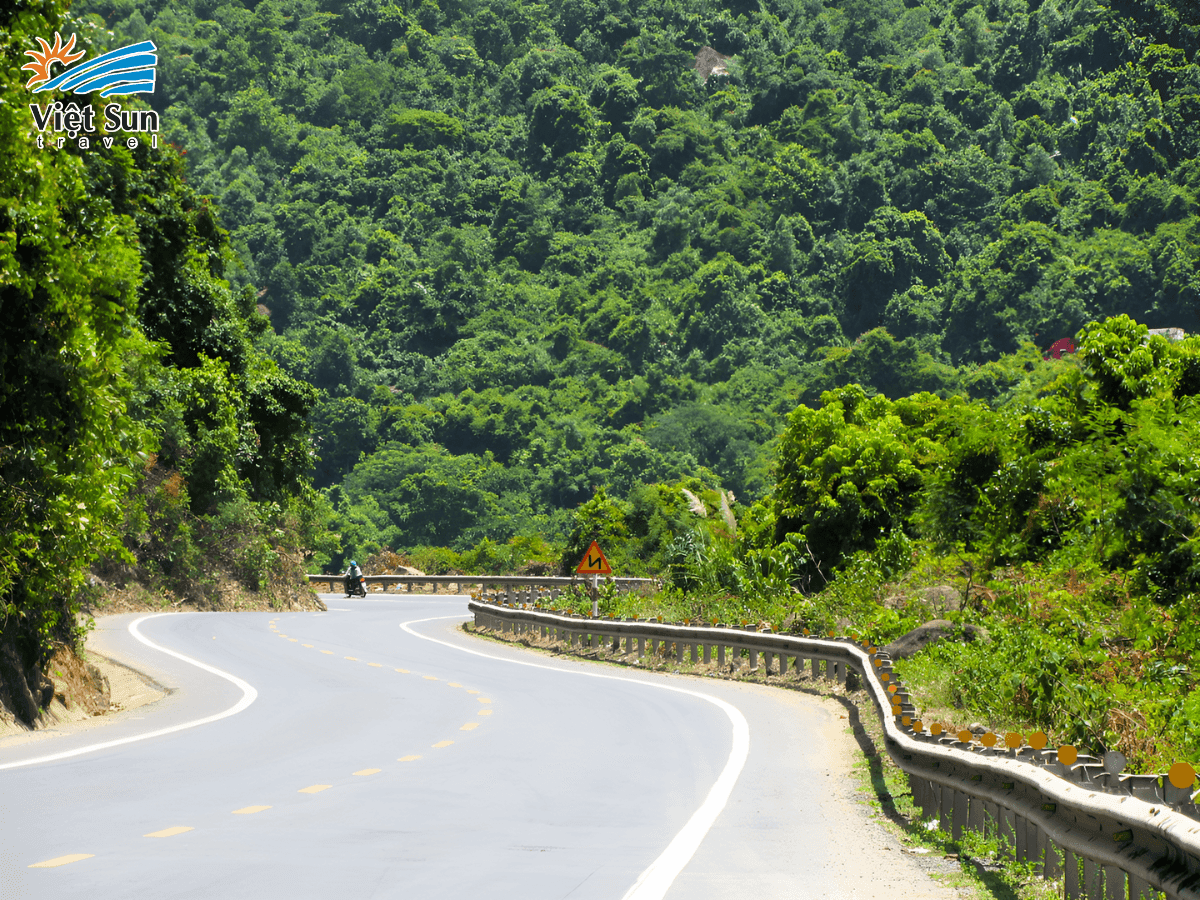 Đèo Bảo Lộc, hành trình bước vào cao nguyên đầy thách thức.png