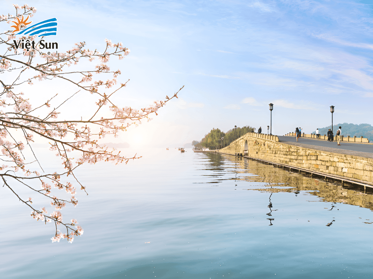 Đoạn Kiều, cầu tình yêu huyền thoại giữa nền tuyết nhẹ mùa xuân