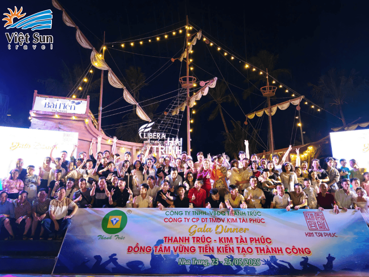 Doanh Nghiệp Vàng Bạc Đá Quý Thanh Trúc cháy hết mình trong tour team building Nha Trang