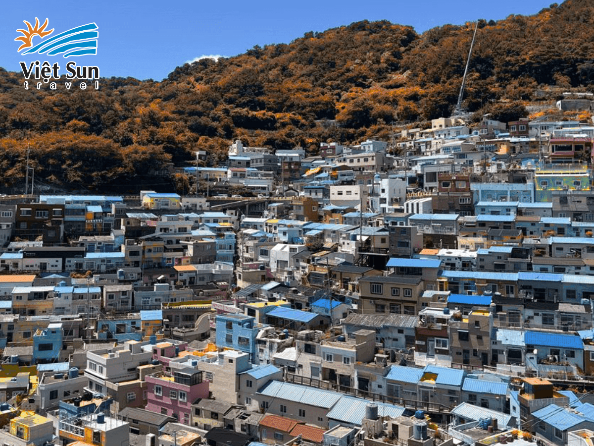 Du lịch mùa thu Busan - Làng bích họa Gamcheon Village