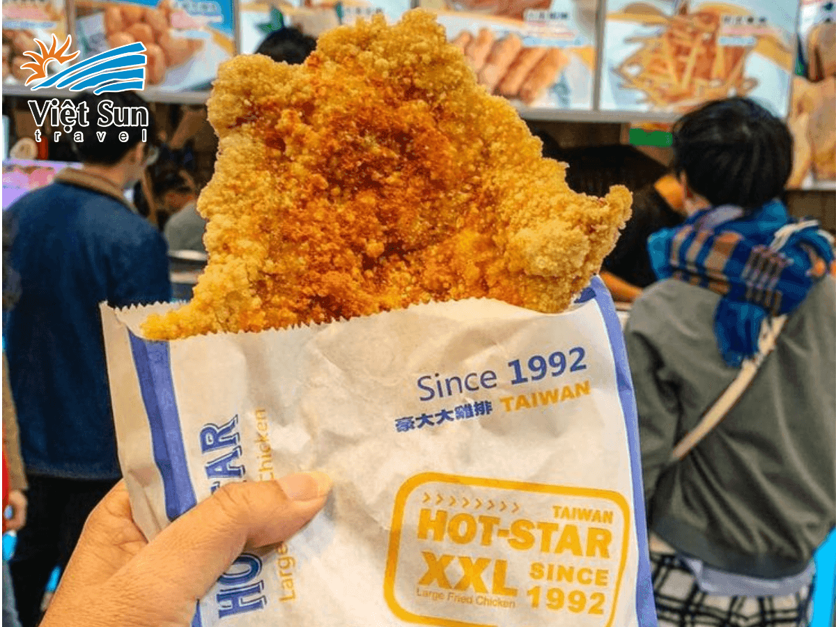 Gà rán Đài Loan – biểu tượng của ăn đêm Đài Loan, đậm đà, giòn rụm với vị bơ hấp dẫn