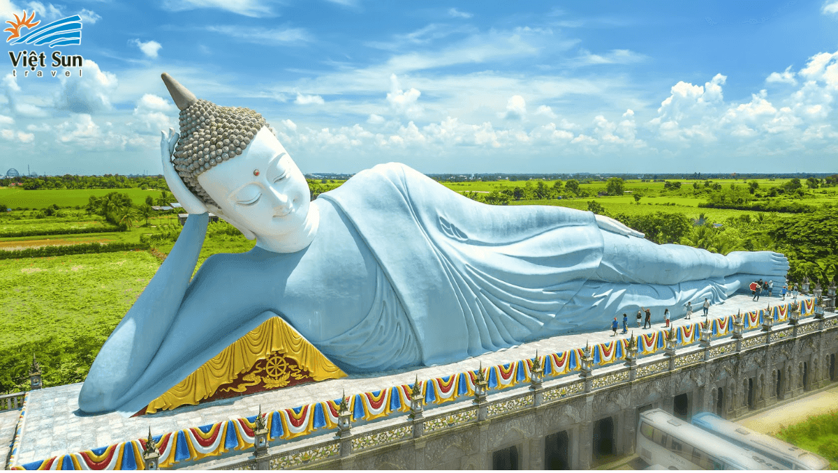 Ghé thăm Chùa SomRong