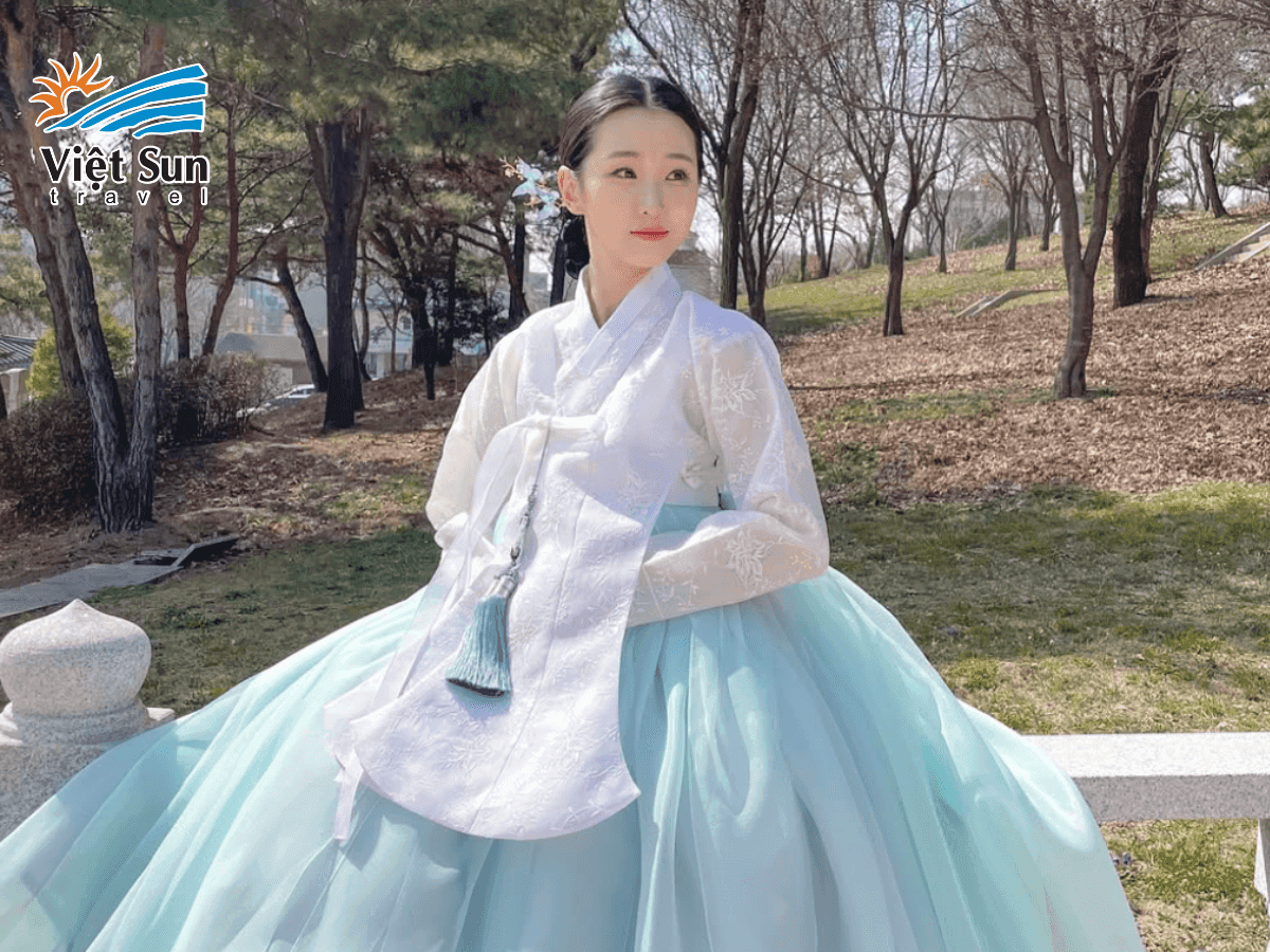 Hanbok - Biểu tượng trang phục truyền thống Hàn Quốc với vẻ đẹp vượt thời gian