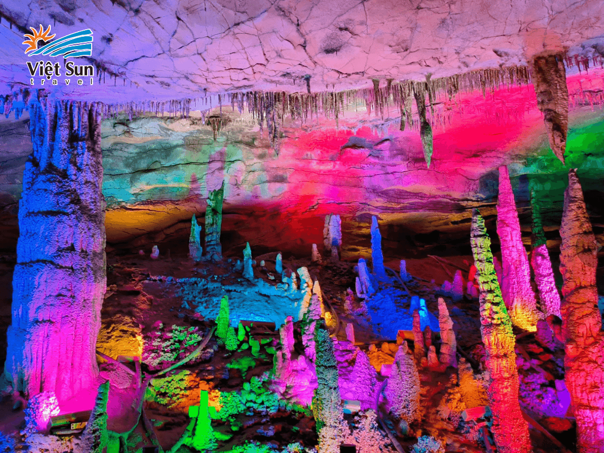 Hoàng Long Động – hang động huyền thoại được ví như cung điện dưới lòng đất của Trung Quốc