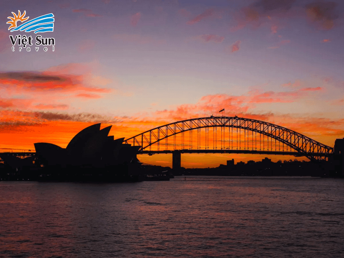 Hoàng hôn bên Vịnh Sydney