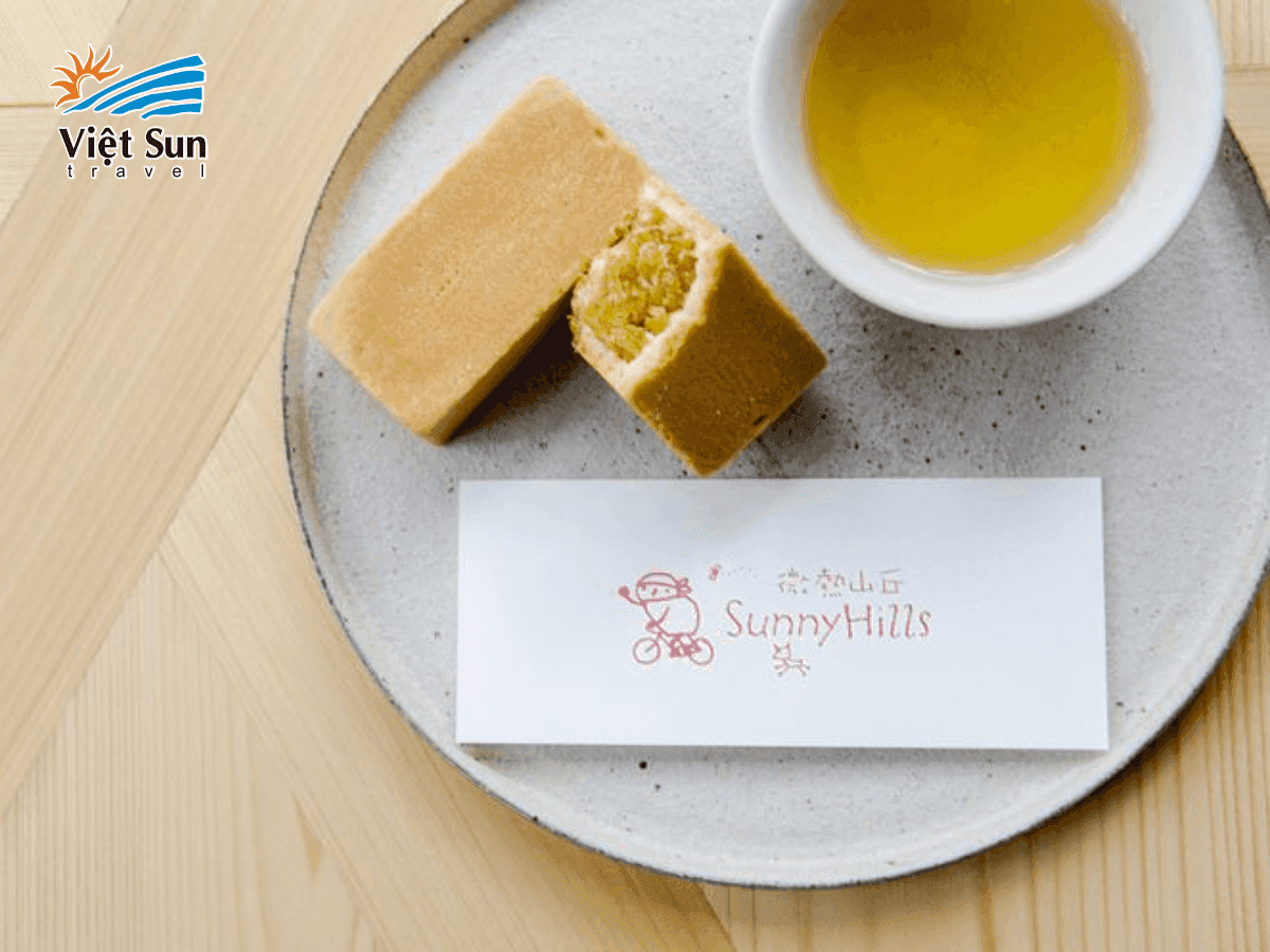 Hộp bánh dứa SunnyHills – đặc sản Đài Loan thơm ngon, thích hợp làm quà tặng sau chuyến du lịch Cao Hùng