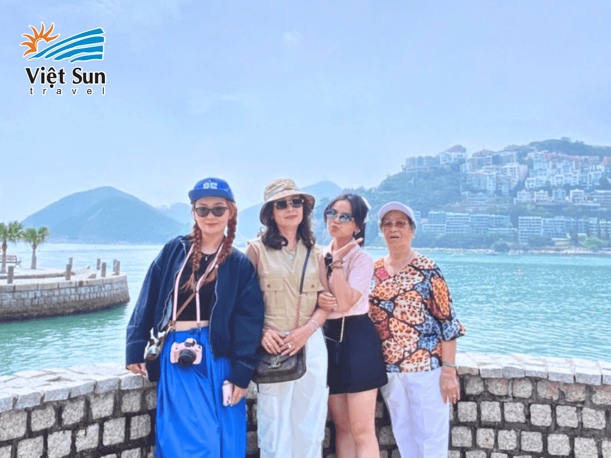 Khách Viet Sun Travel check in tại Vịnh Nước Cạn