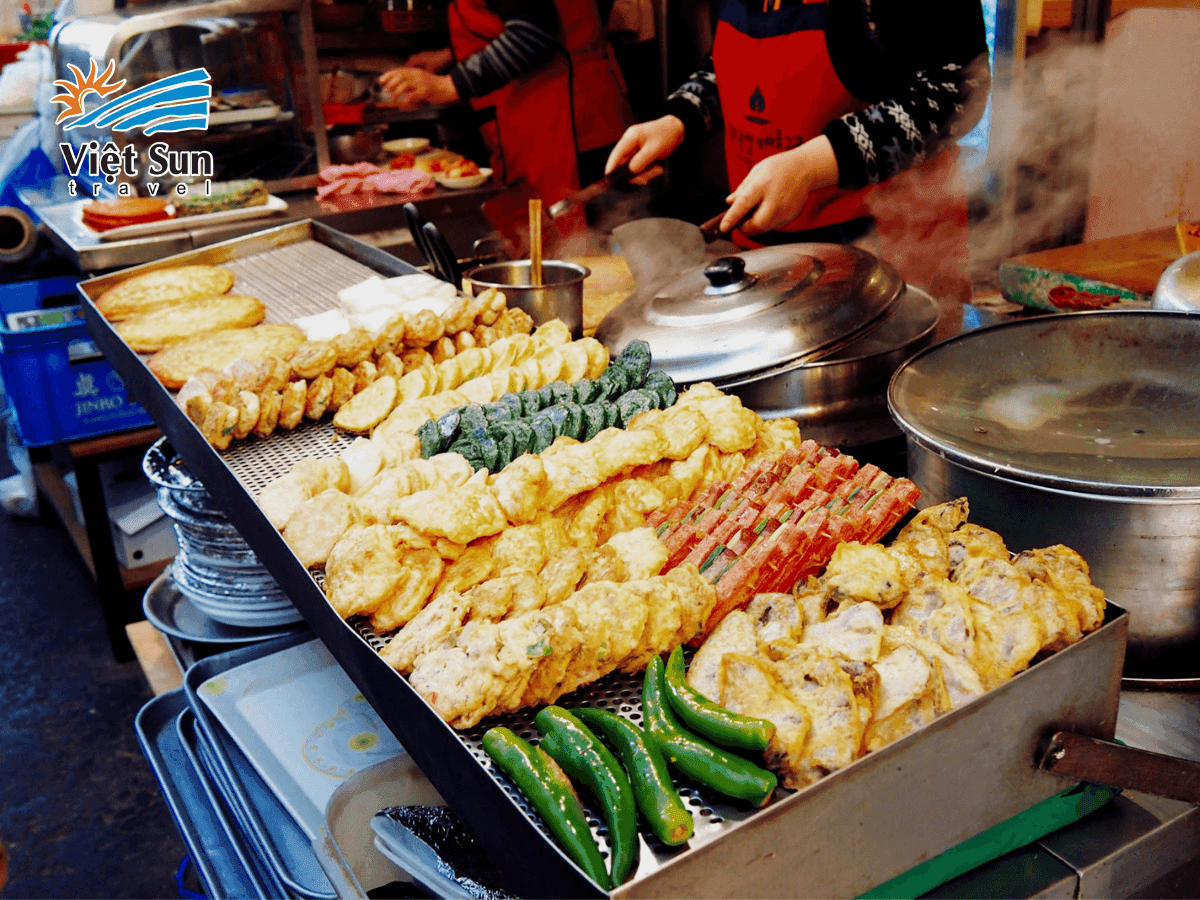 Khám phá các món ngon Hàn Quốc mùa lạnh tại Seoul và Busan