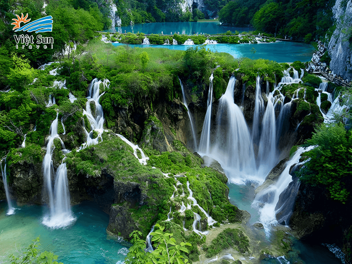 Khung cảnh non nước hữu tình tại Thác Dải Yếm, Mộc Châu