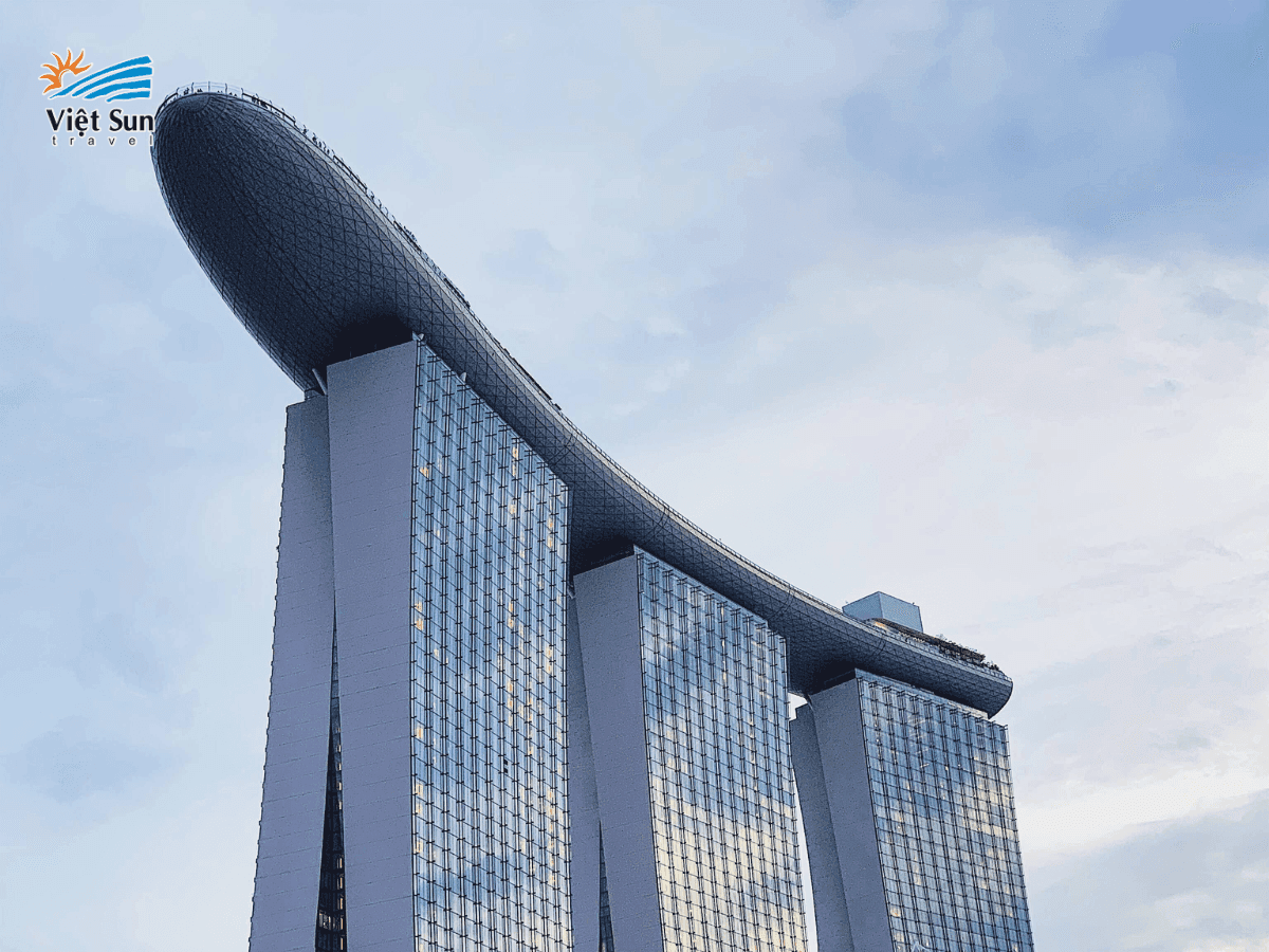 Kiến trúc nổi bật của khách sạn Marina Bay Sands