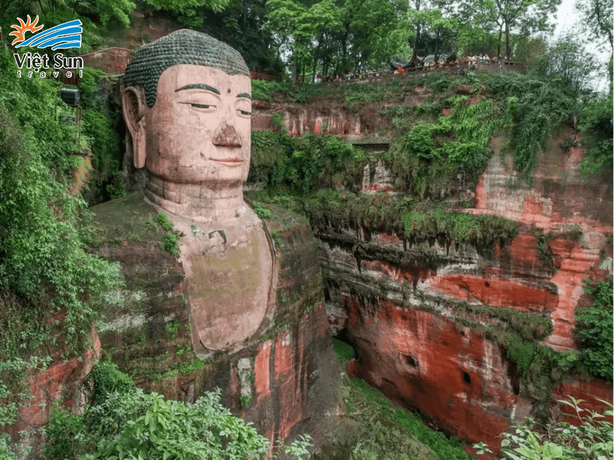 Lạc Sơn Đại Phật – Biểu tượng tâm linh và nghệ thuật tạc đá Trung Quốc