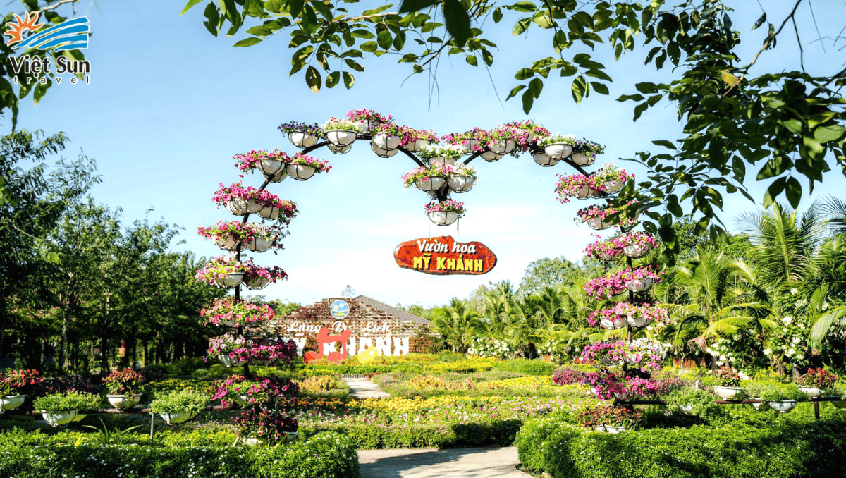 Làng du lịch mỹ khánh