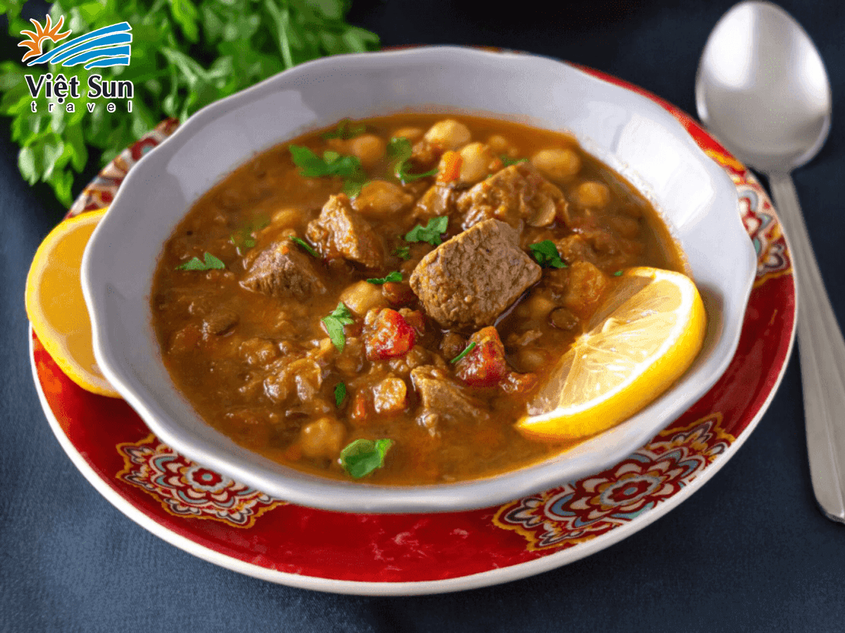 Món Margoogat cay nồng đậm đà đặc trưng ẩm thực Dubai