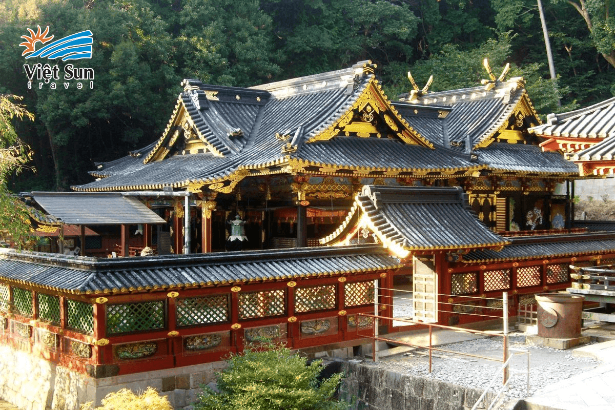 Nét chạm khắc tinh xảo tại đền Toshogu – kiệt tác Nikko.