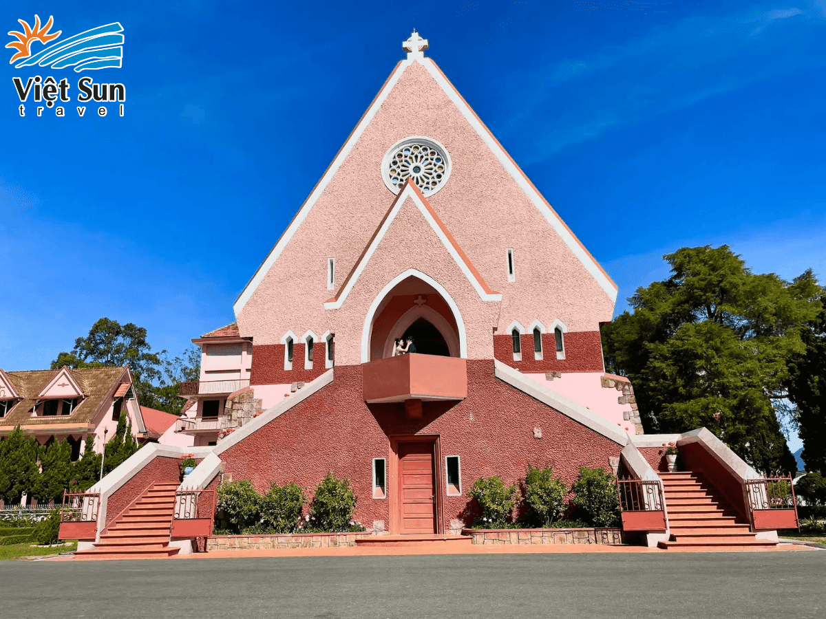 Nhà Thờ Domain-de Marie.png