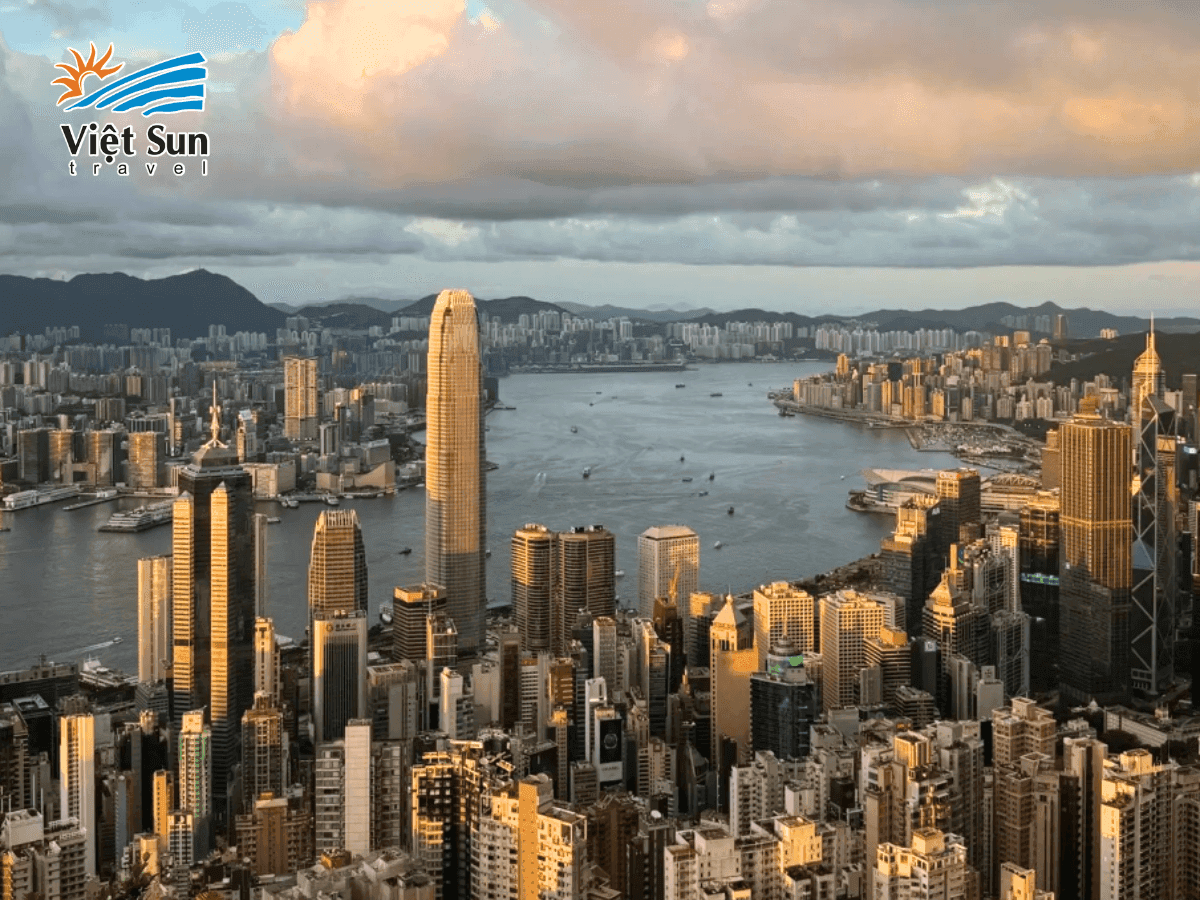 Núi Thái Bình - Biểu tượng ngắm cảnh Hồng Kông