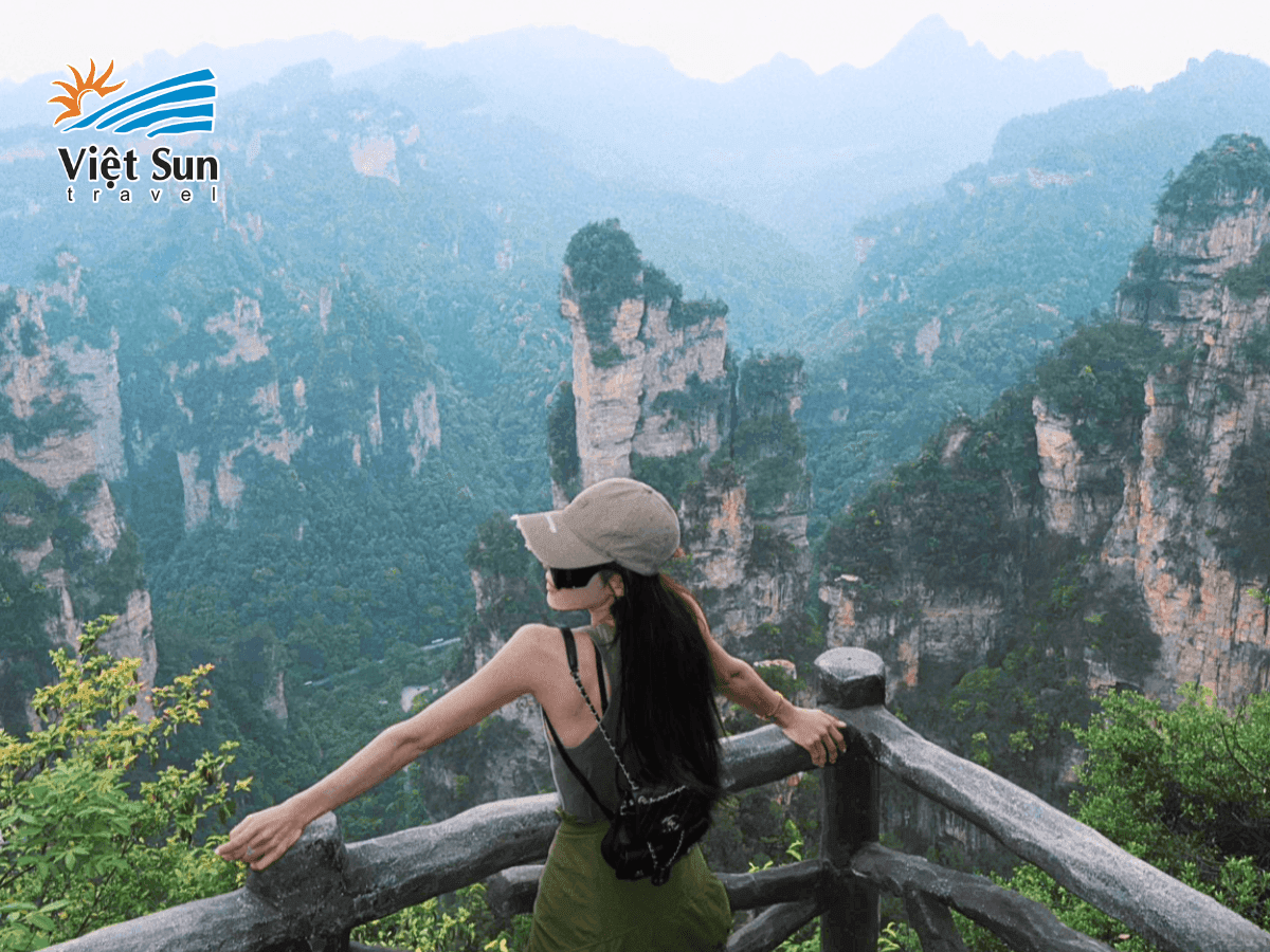 Núi Viên Gia Giới – vẻ đẹp thực ngoài đời thật của “Núi Avatar” nổi tiếng