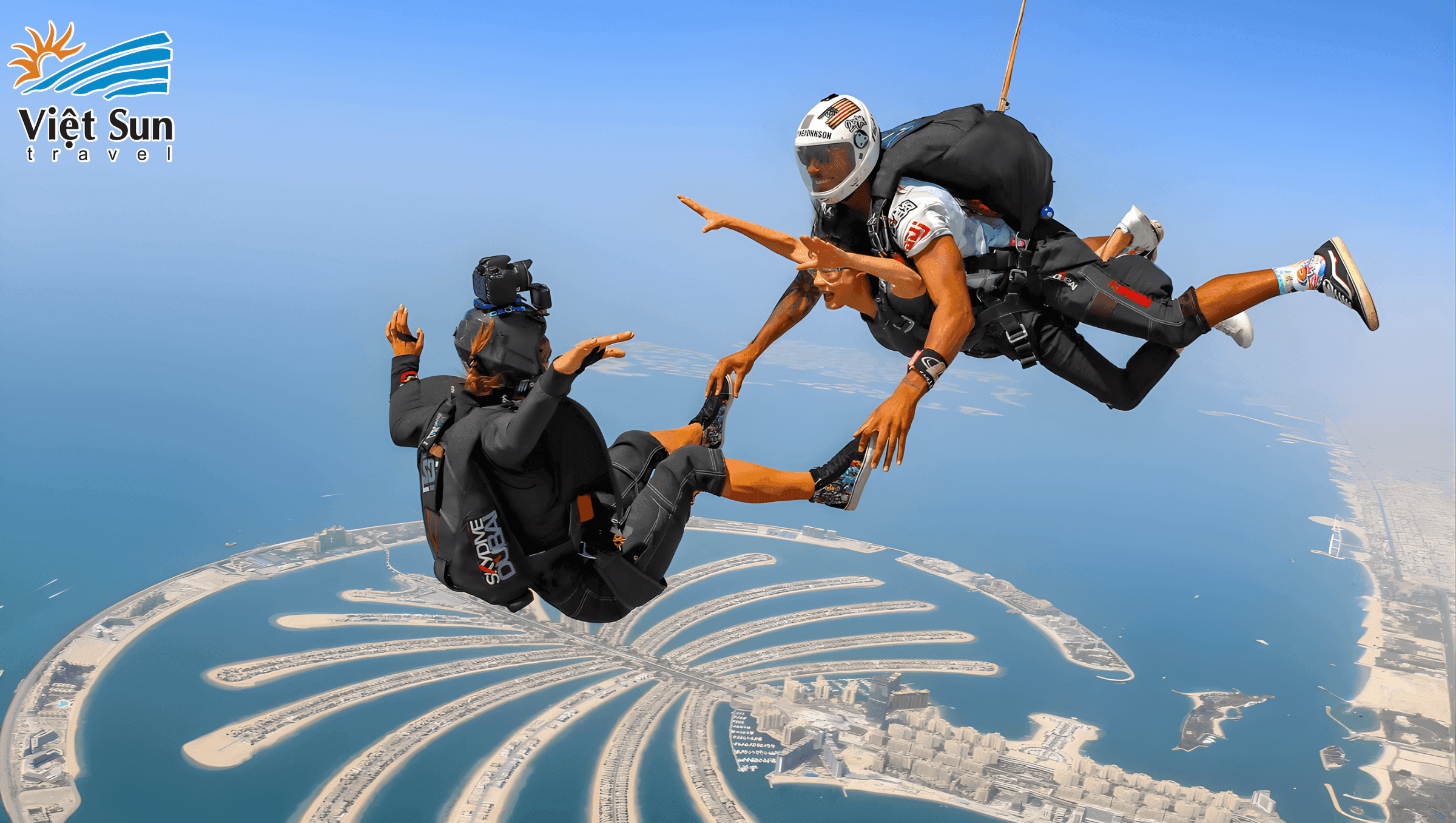 Skydiving Dubai ngắm đảo cọ từ trên cao (Nguồn ảnh_ sưu tầm) Viet Sun Travel