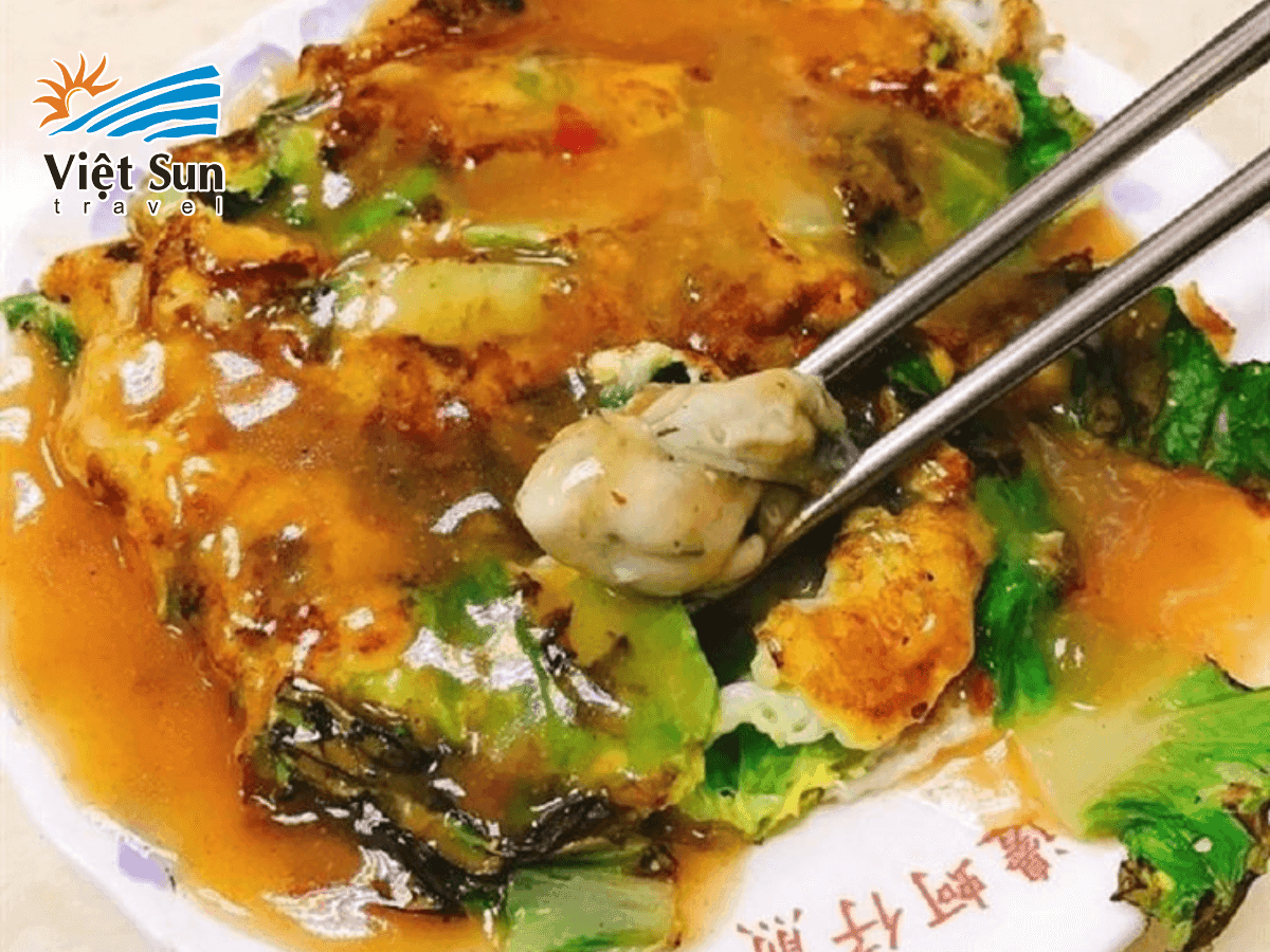 Sự hòa quyện giữa độ bùi của trứng và vị tươi của hàu đặc trưng của ẩm thực đêm Đài Bắc