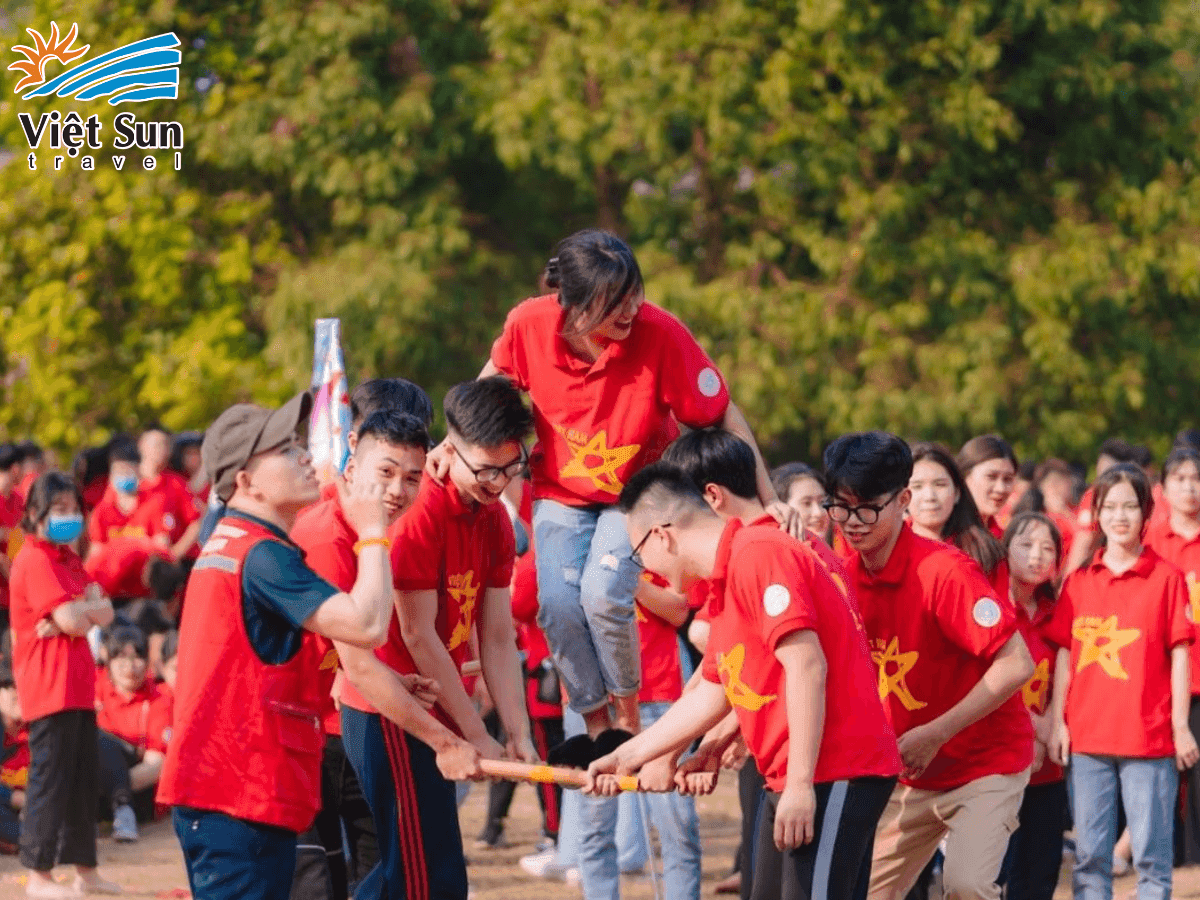 Team building ngoài trời vừa vui, vừa ấn tượng