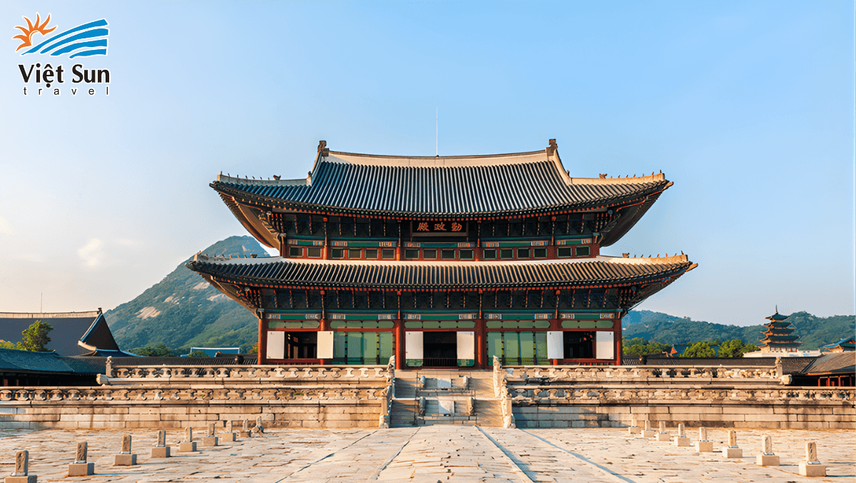 Tham quan Cung Gyeongbokgung (Cảnh Phúc Cung) cùng Viet Sun Travel