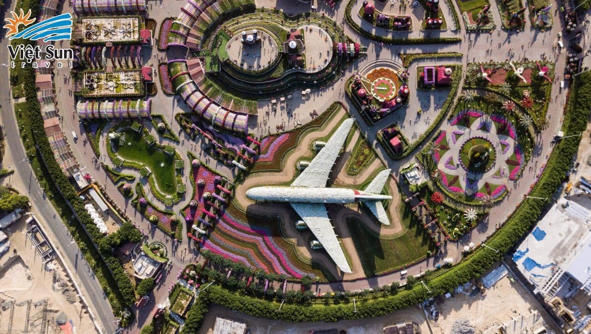 Tham quan vườn hoa Miracle Dubai
