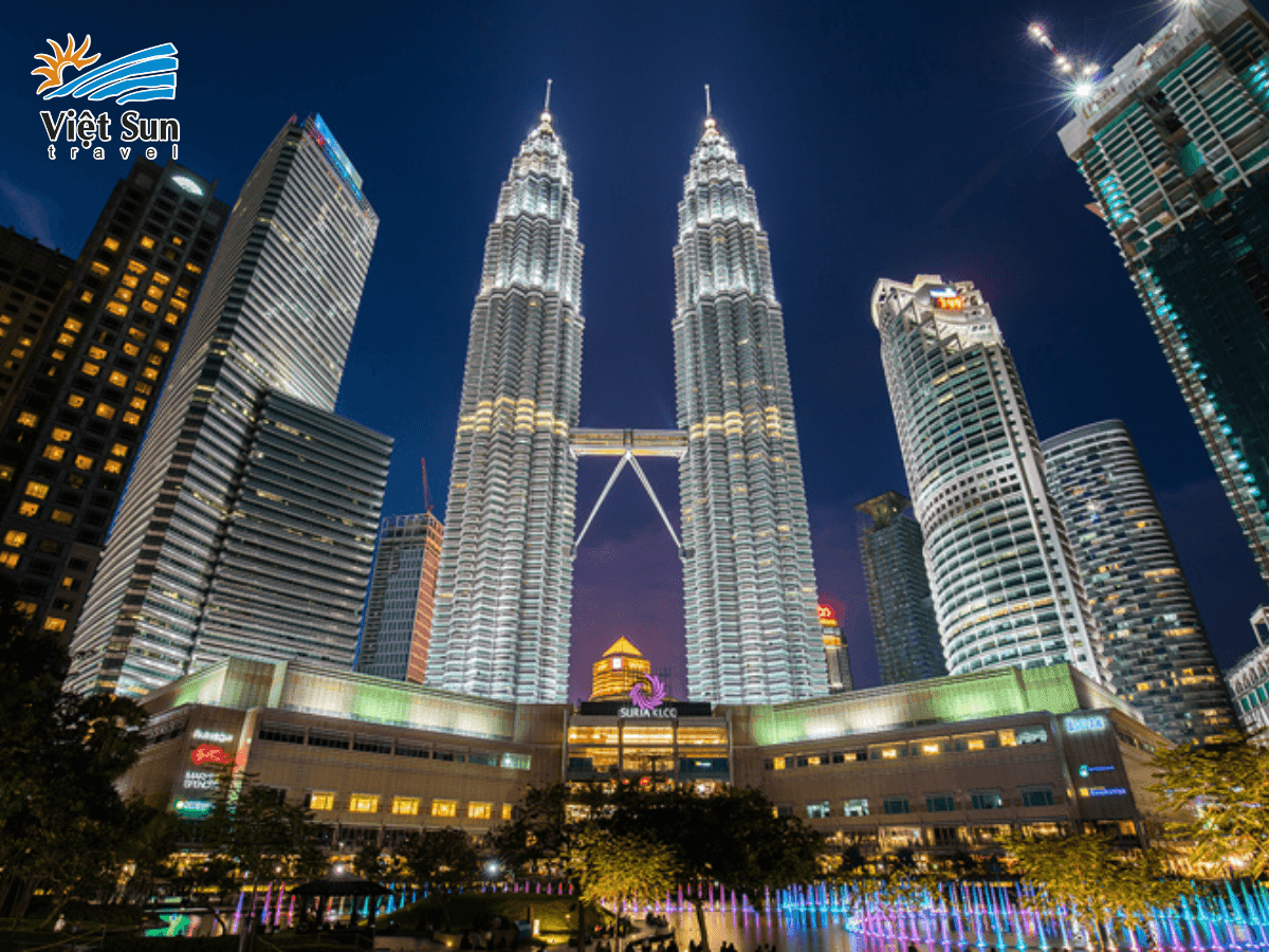 Tháp Đôi Petronas – Biểu tượng rực rỡ giữa lòng Kuala Lumpur