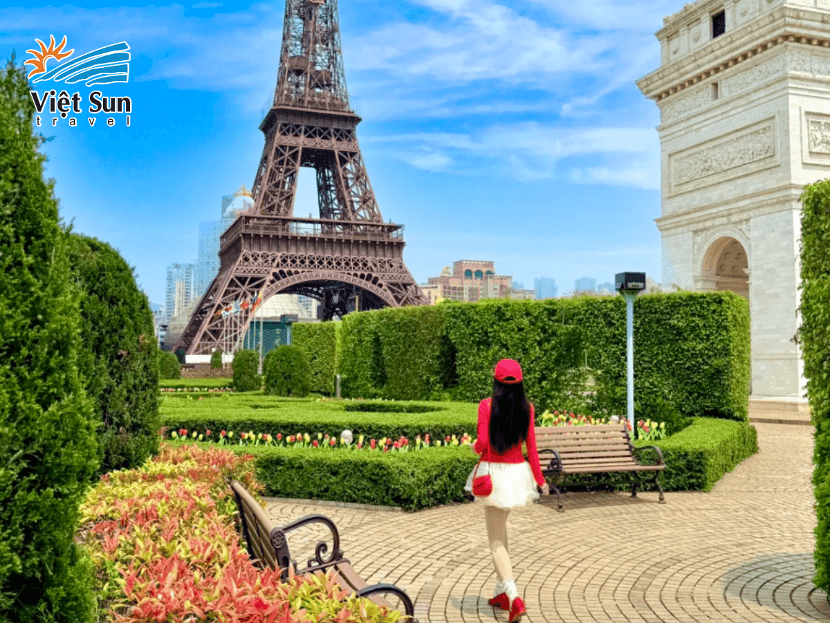 Tháp Eiffel thu nhỏ – điểm sống ảo lãng mạn không thể bỏ lỡ