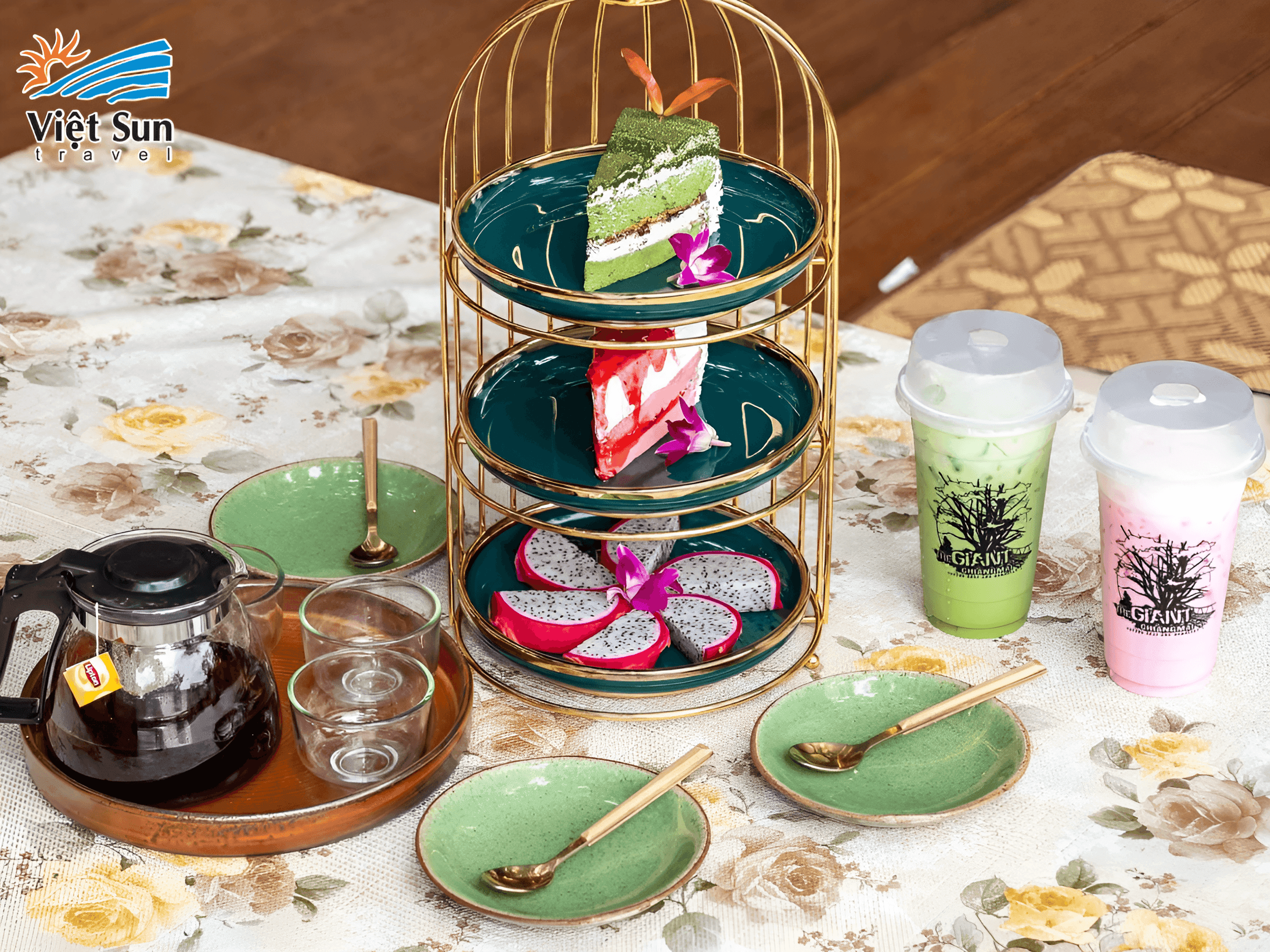 Thưởng thức đồ uống tại The Giant Chiang Mai với cầu treo và không gian xanh-Picsart-AiImageEnhancer.png