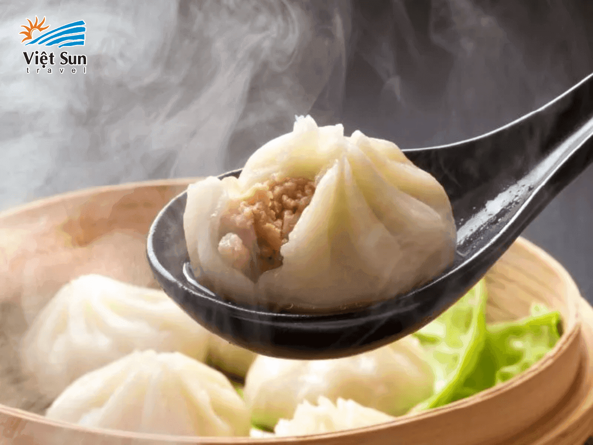 Tiểu long bao, sự kết hợp hoàn hảo giữa vỏ mỏng, nhân thịt thơm và nước súp đậm đà