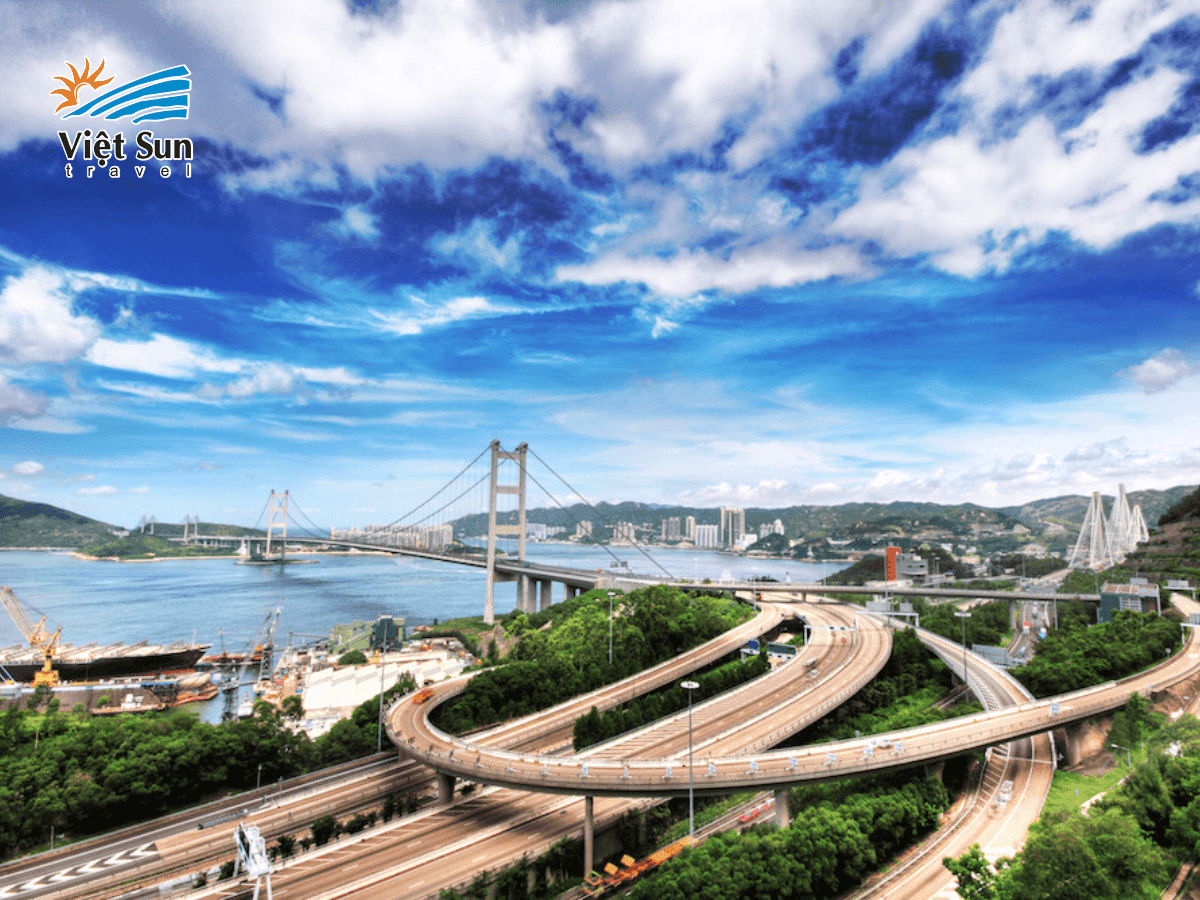 Toàn cảnh cầu Thanh Mã Hồng Kông từ trên cao