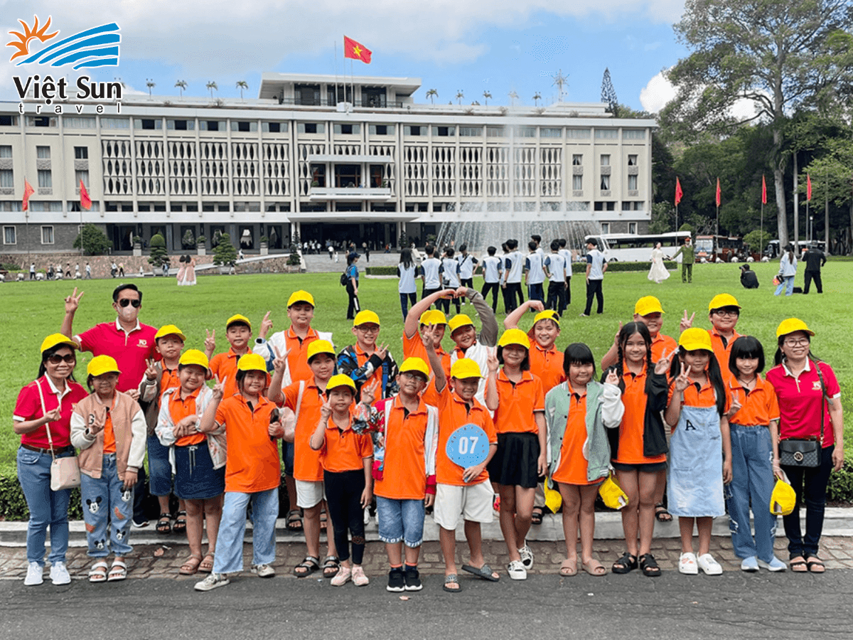 Tour du lịch cho học sinh cấp 2: Vừa học hỏi, vừa vui chơi trải nghiệm thực tế