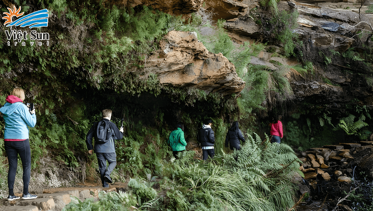 Trekking quanh thác Wentworth Falls.Viet Sun Travel