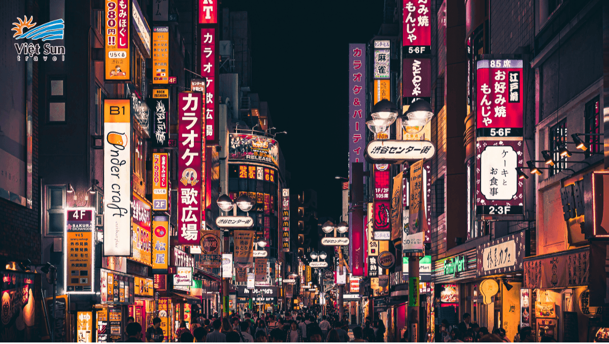 Tự do mua sắm Akihabara Nhật Bản Viet Sun