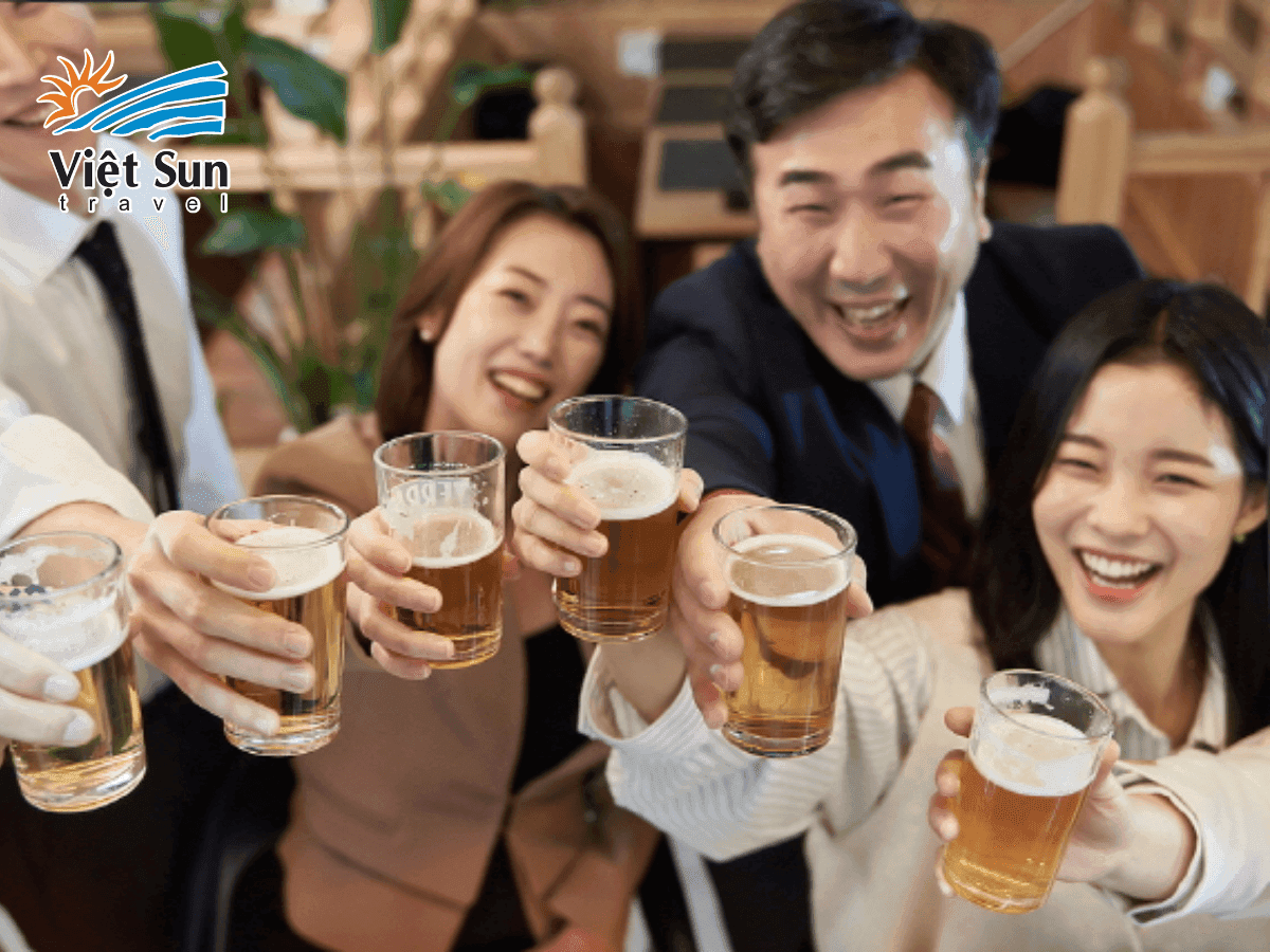 Văn hóa uống rượu Hàn Quốc - Nét độc đáo trong giao tiếp