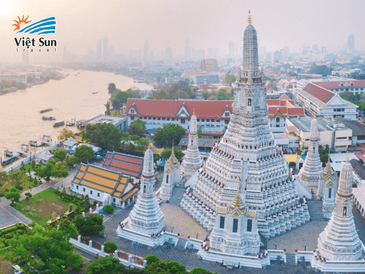 Viếng thăm chùa Bình Minh (Wat Arun).png