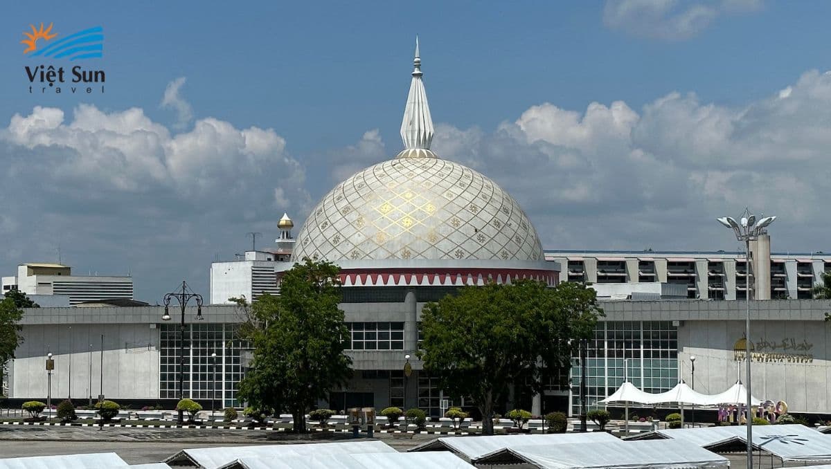 bảo tàng hoàng gia Brunei