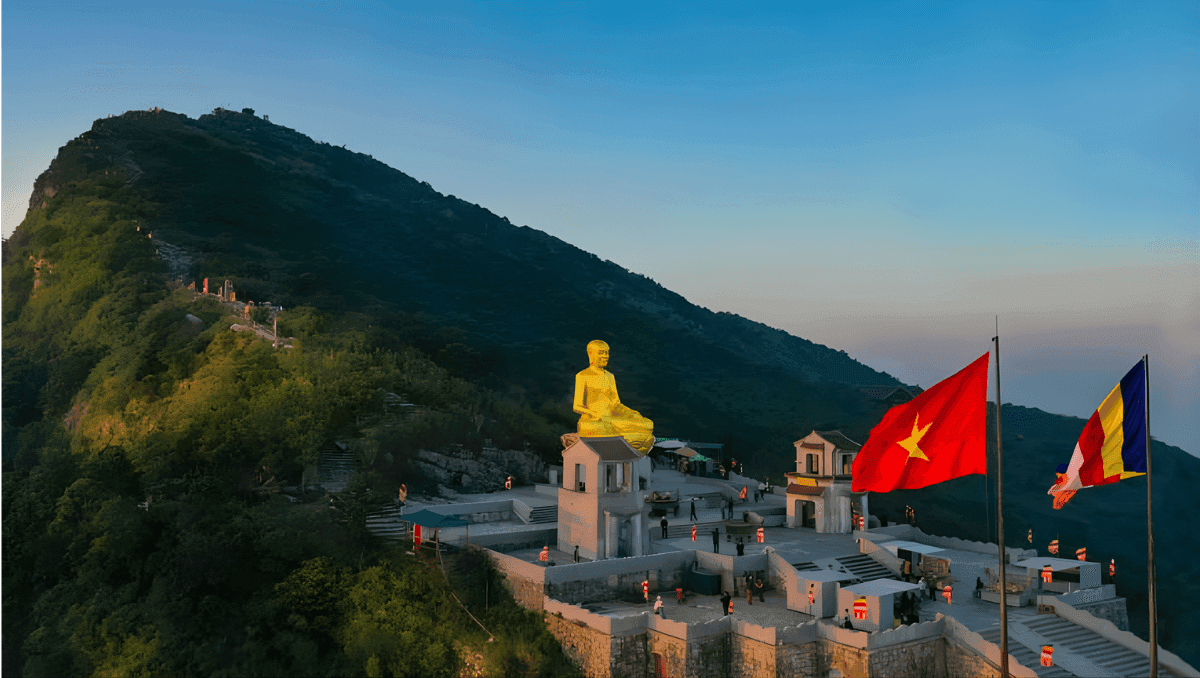 khu danh thắng đất Phật Yên Tử