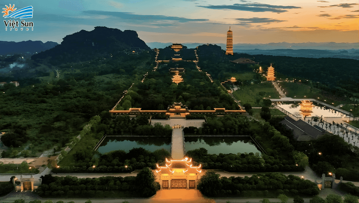 tham quan Chùa Bái Đính