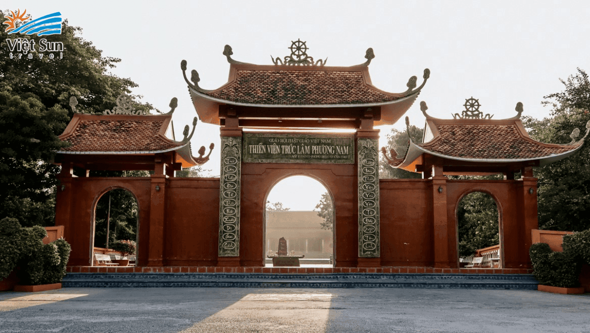 thiền viện trúc lâm