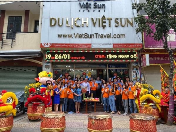 Viet Sun Travel với đội ngũ nhân viên năng động